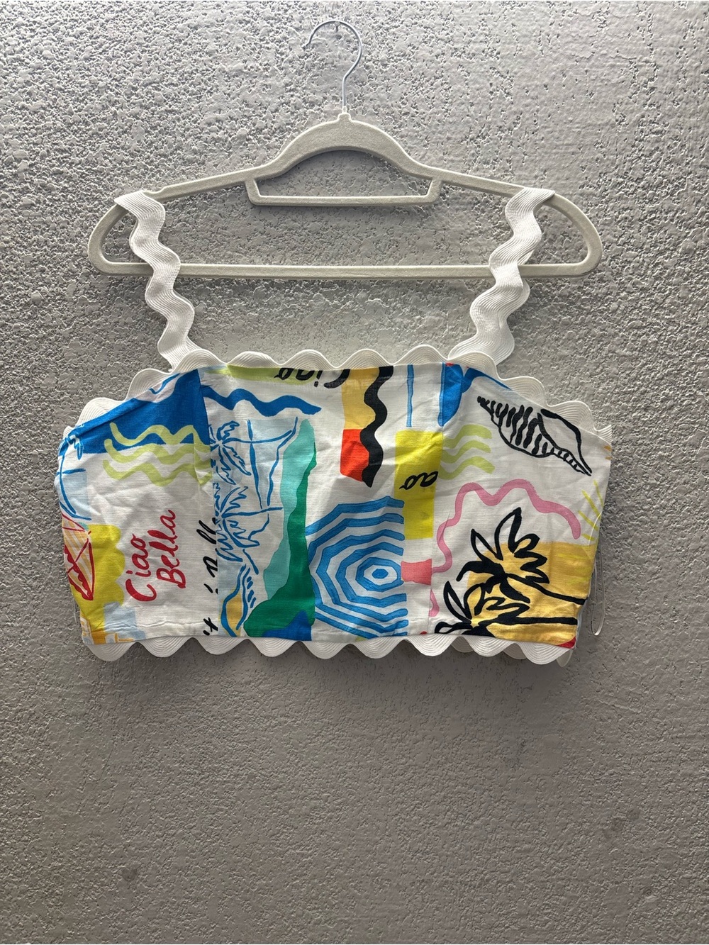 Women's Multicolor Scalloped Strap Crop Top